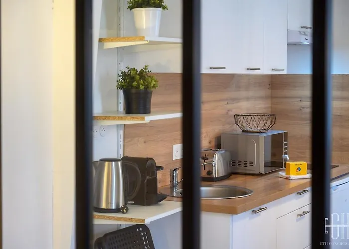 -quartier Historique - Hyper Centre Appartamento *